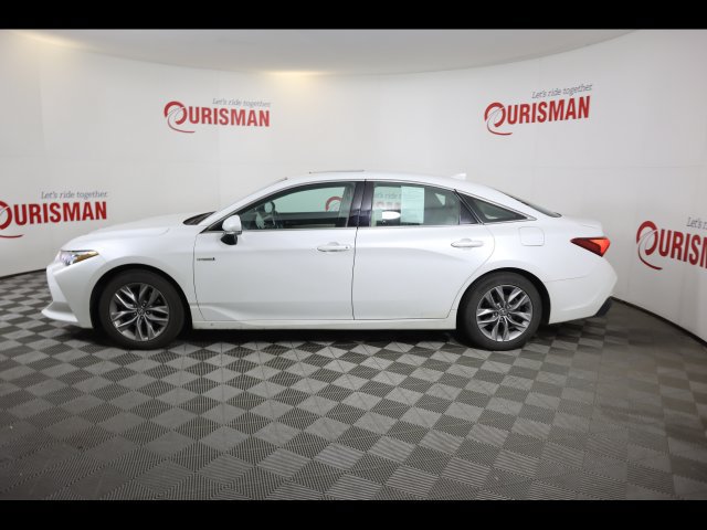 Used 2020 Toyota Avalon XLE w/ Moonroof Package FWD image 12