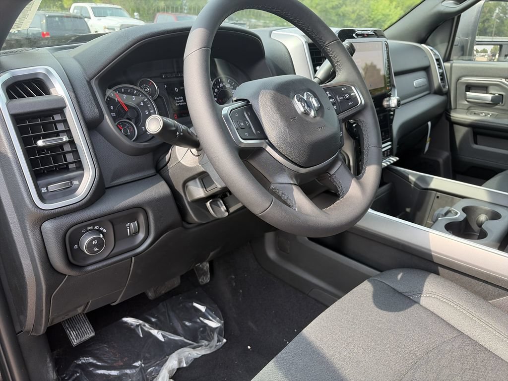 New 2026 RAM 2500 Big Horn AWD/4WD image 10