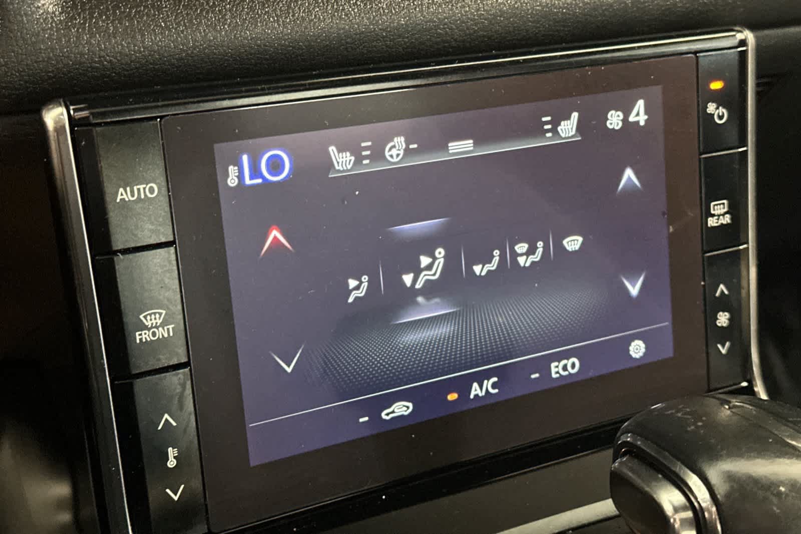 Used 2022 MAZDA MX-30 Electric w/ Premium Plus Pkg FWD image 23