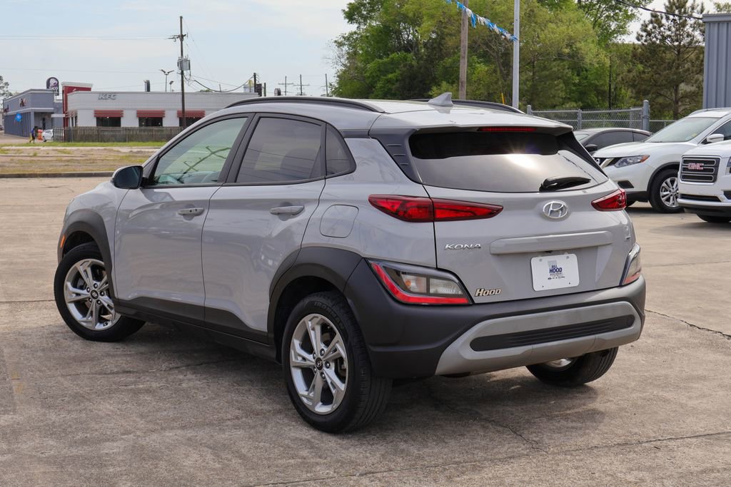 Used 2023 Hyundai Kona SEL image 2