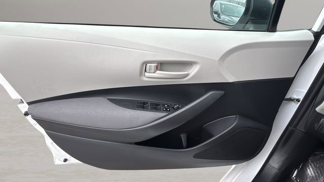 Used 2023 Toyota Corolla LE image 17