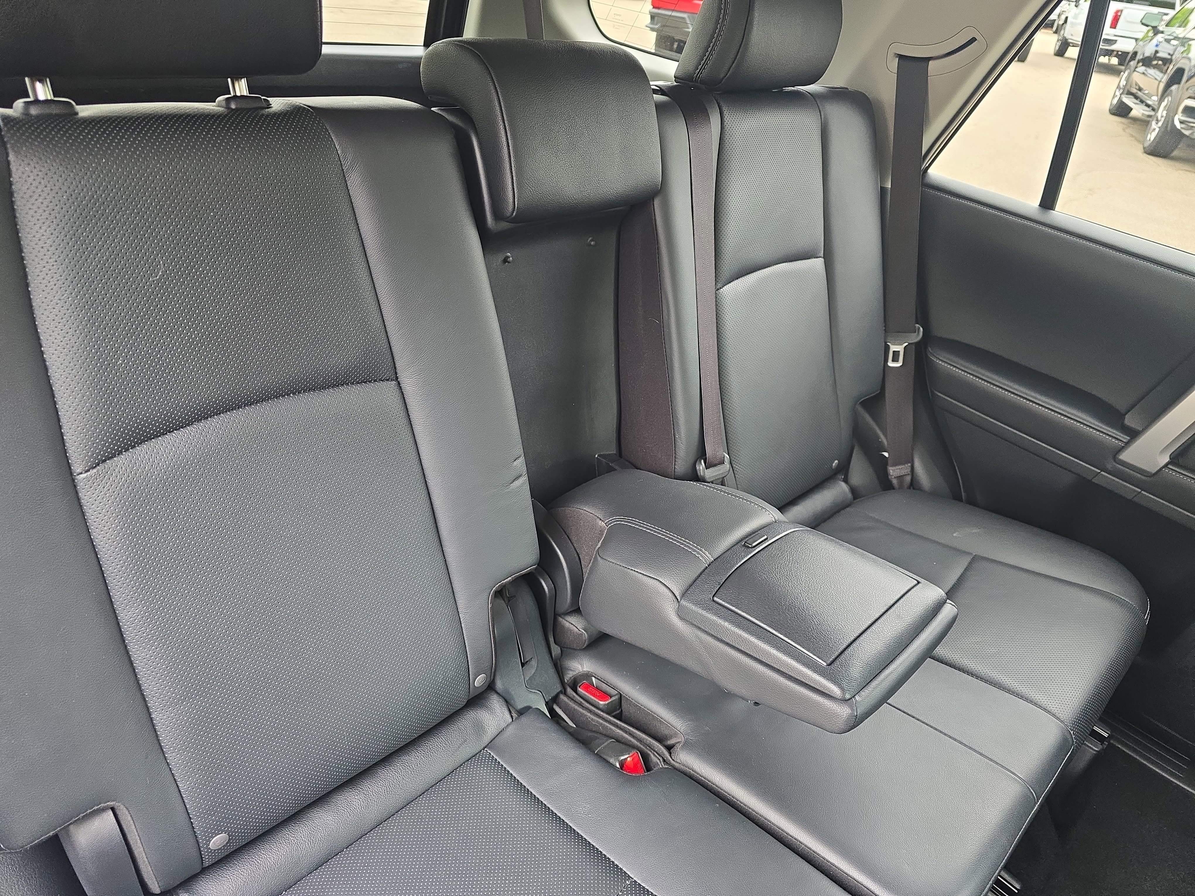 Used 2023 Toyota 4Runner Limited RWD image 11