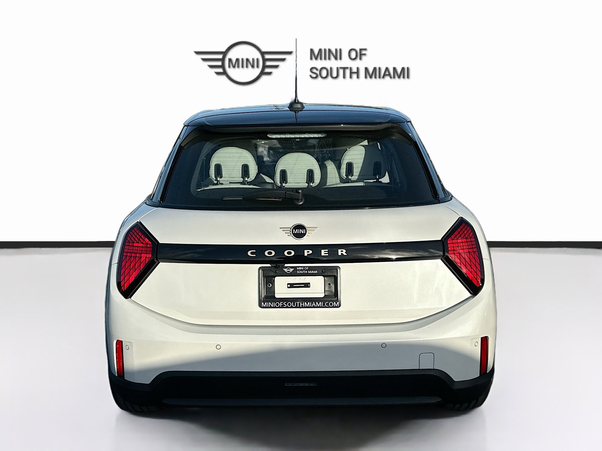 New 2026 MINI Cooper 4-Door Hardtop image 5