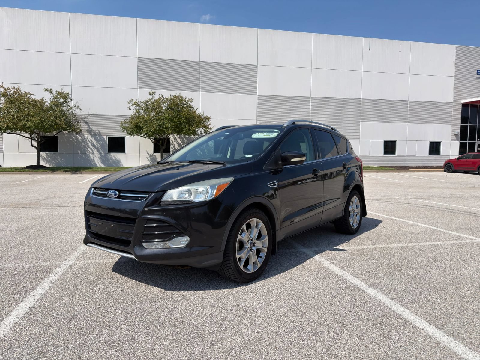 Used 2014 Ford Escape Titanium FWD image 2