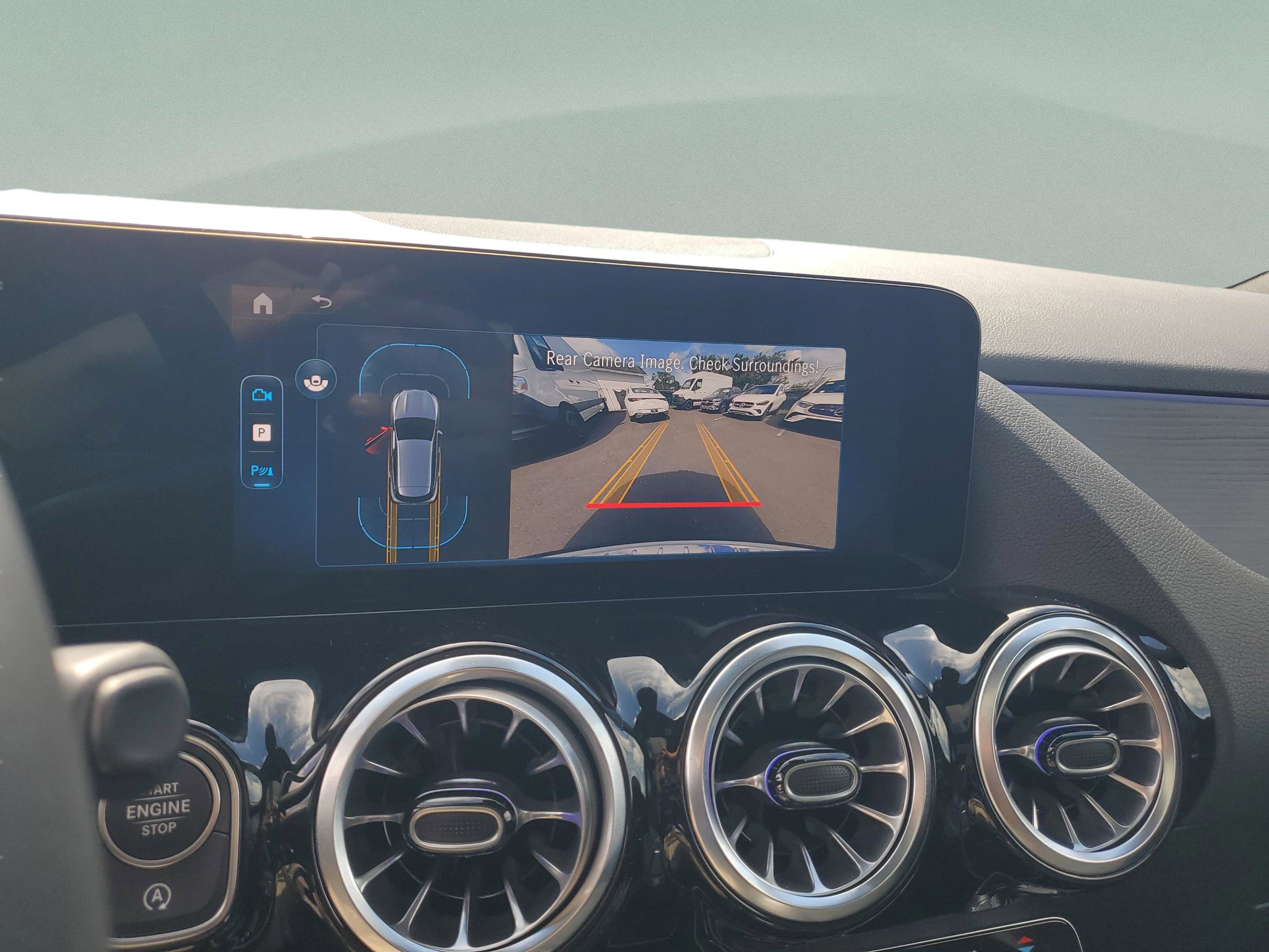 Certified 2025 Mercedes-Benz GLA 250 image 28