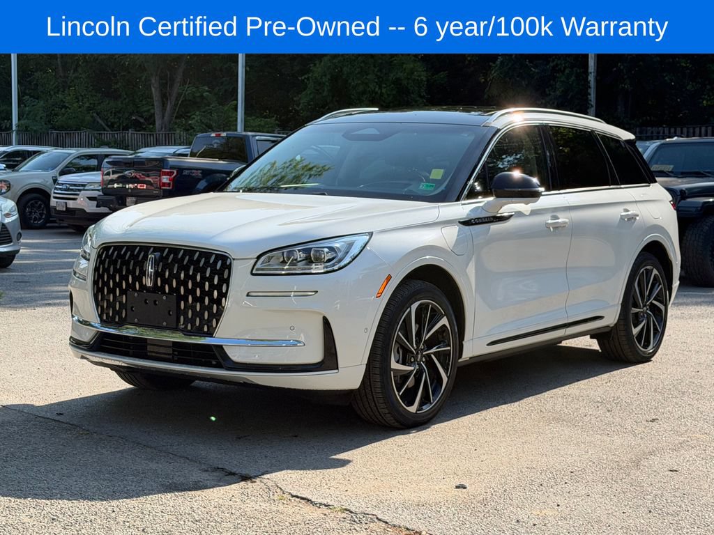 Used 2024 Lincoln Corsair Grand Touring w/ Equipment Group 302A AWD/4WD image 3