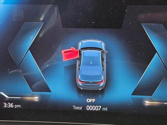 Used 2025 BMW 330i Sedan w/ M Sport Package image 10