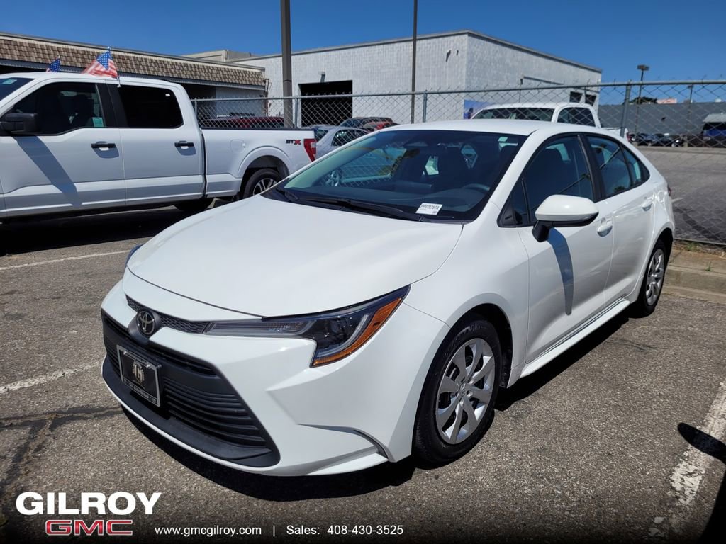 Used 2023 Toyota Corolla LE w/ Carpet Mat Package (TMS) FWD video 1