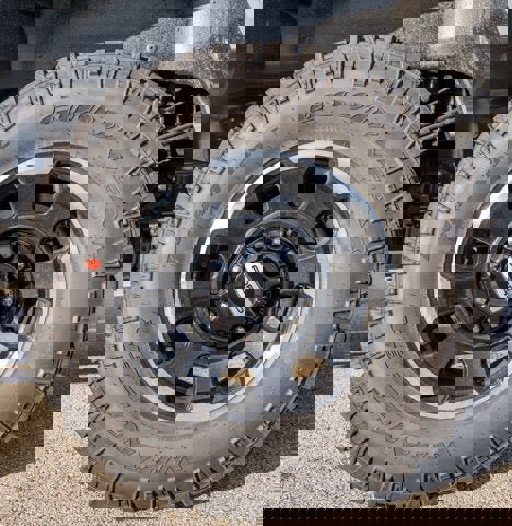 New 2026 Ford F250 Platinum w/ Tremor Off-Road Package image 11