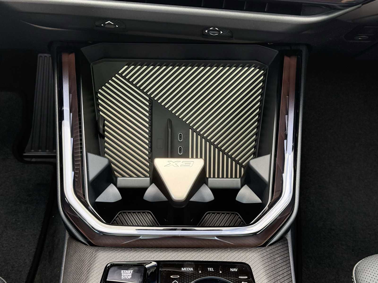 New 2025 BMW X3 xDrive30i w/ Premium Package image 19