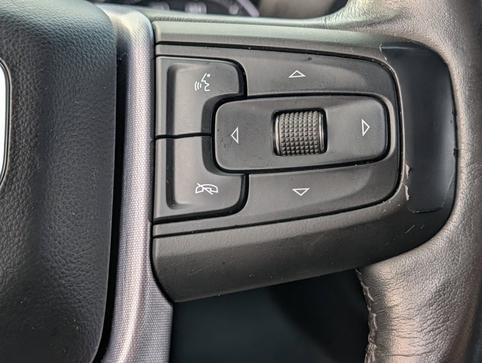 Used 2020 GMC Sierra 1500 Elevation AWD/4WD image 31