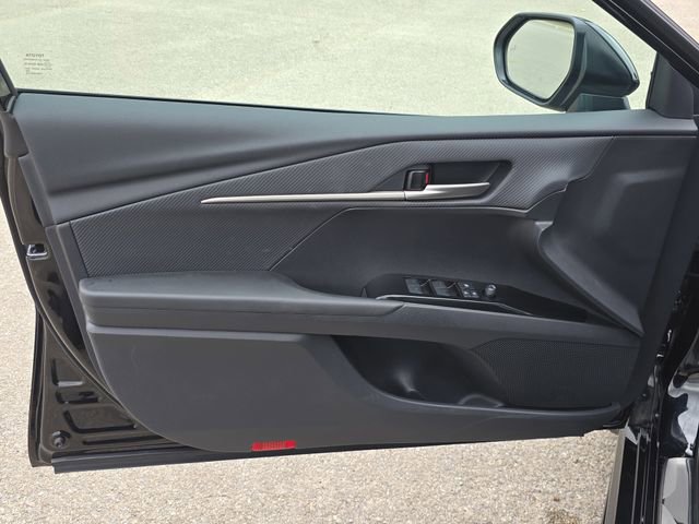Used 2026 Toyota Camry SE w/ Multimedia Upgrade Package image 26