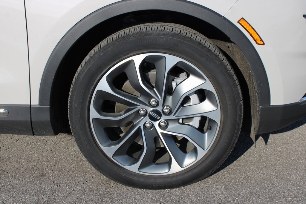 Used 2023 Lincoln Nautilus Reserve w/ Cargo Utility Package image 39