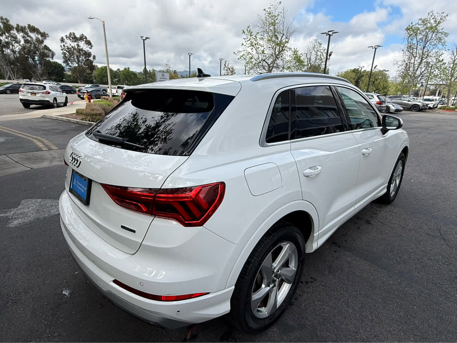 Used 2019 Audi Q3 2.0T Premium Plus w/ Premium Plus Package image 6