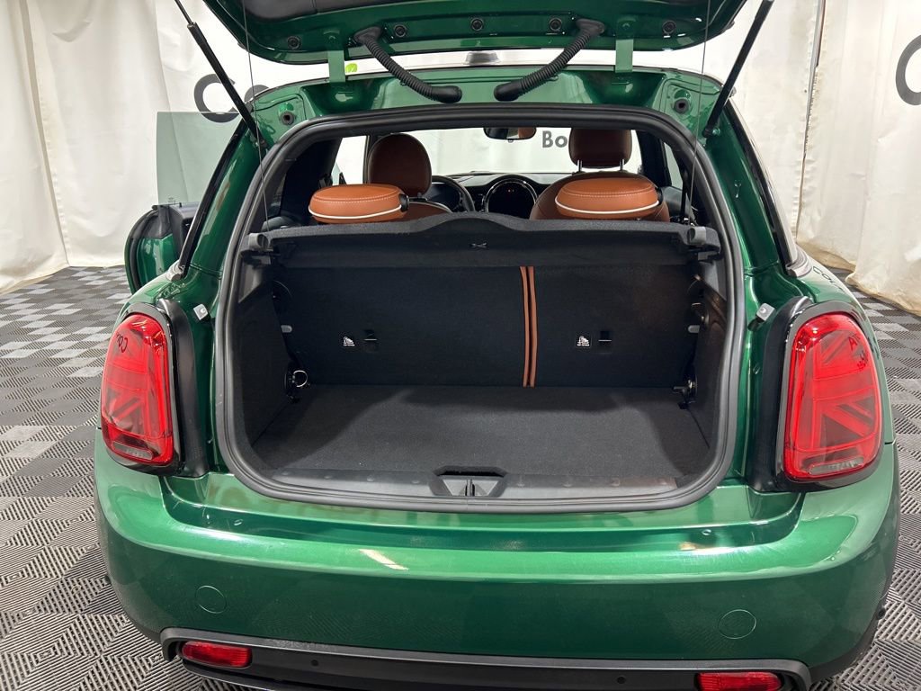 Used 2024 MINI Cooper SE image 16