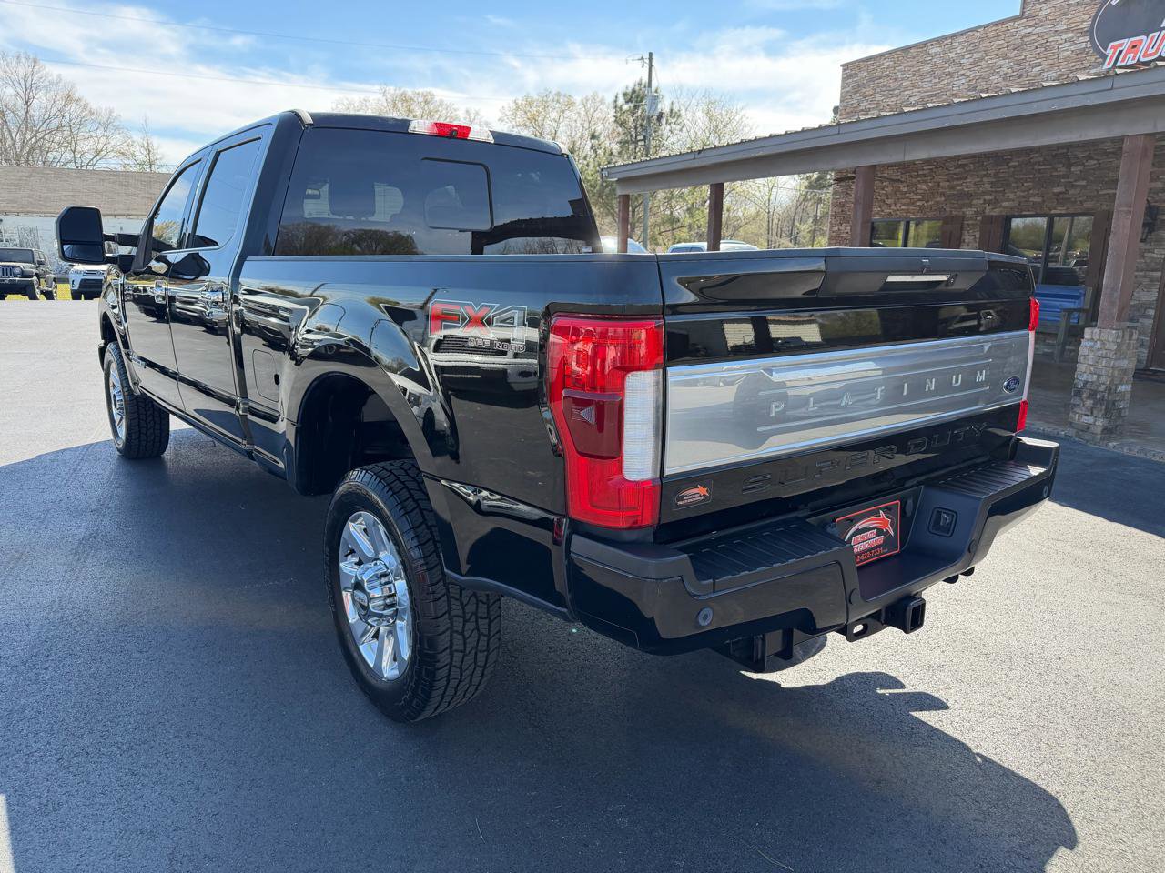 Used 2017 Ford F350 Platinum w/ Platinum Ultimate Package AWD/4WD image 2