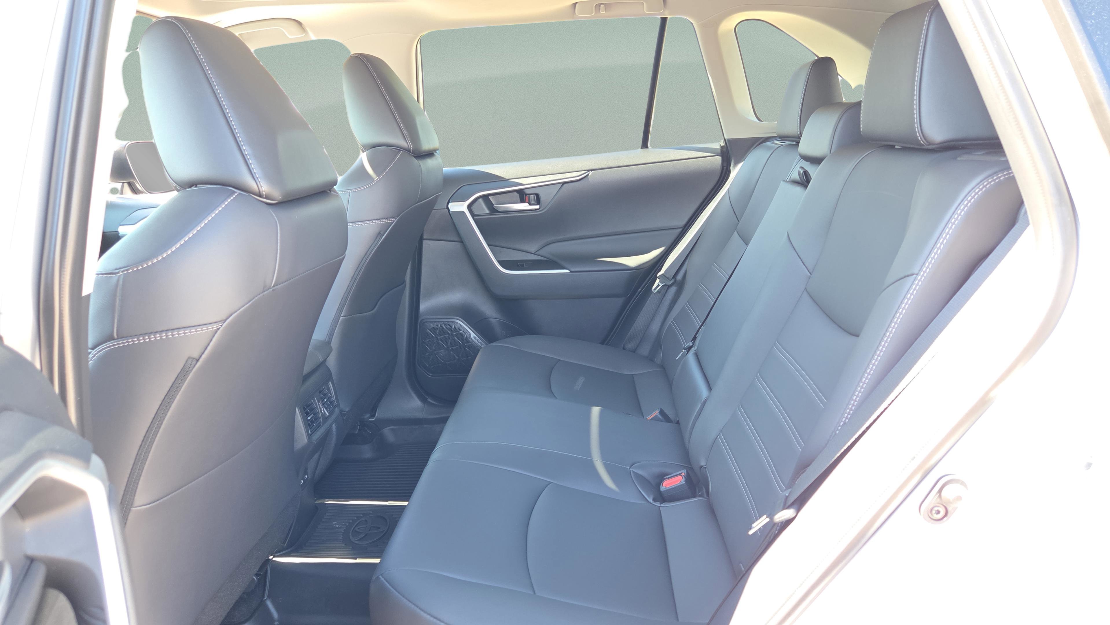 Certified 2025 Toyota RAV4 XLE Premium image 15
