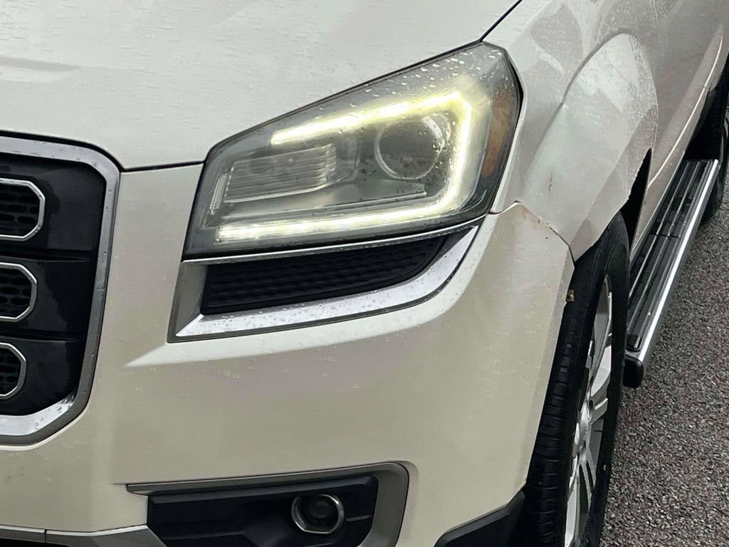 Used 2013 GMC Acadia SLT image 38