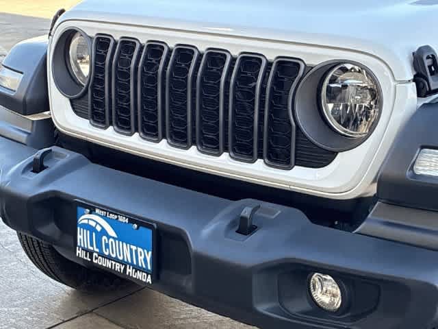 Used 2024 Jeep Wrangler Sport AWD/4WD image 12