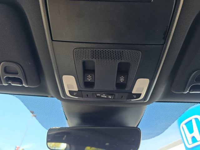 Certified 2025 Honda Pilot Black Edition image 29