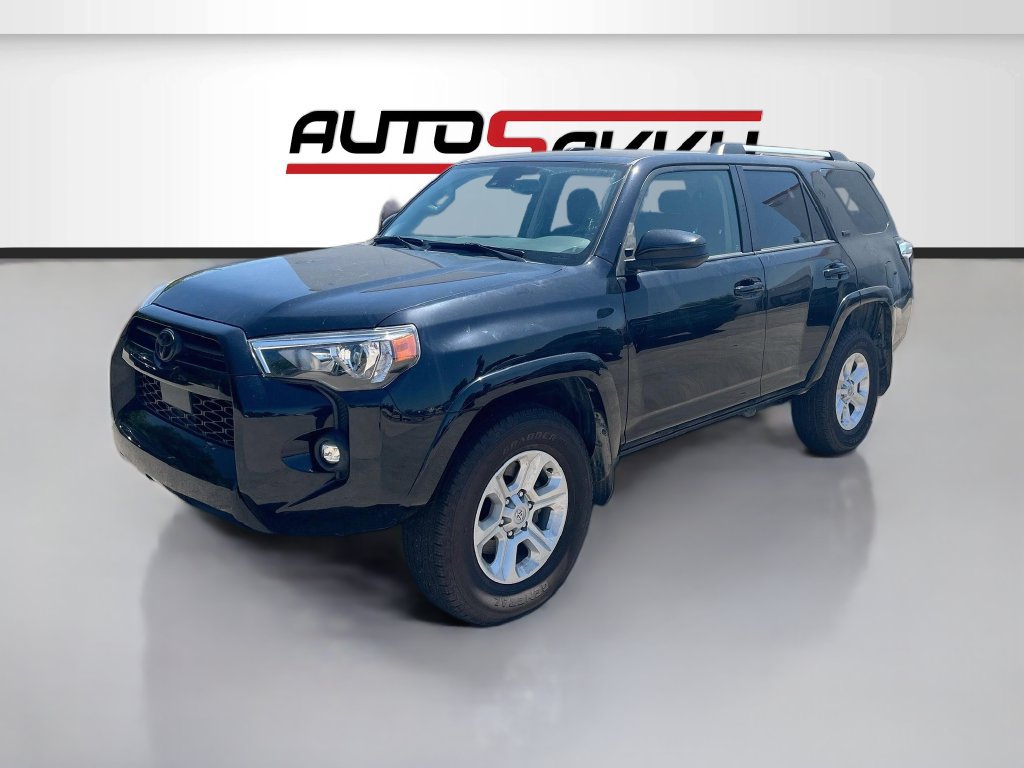 Used 2023 Toyota 4Runner SR5 AWD/4WD image 3