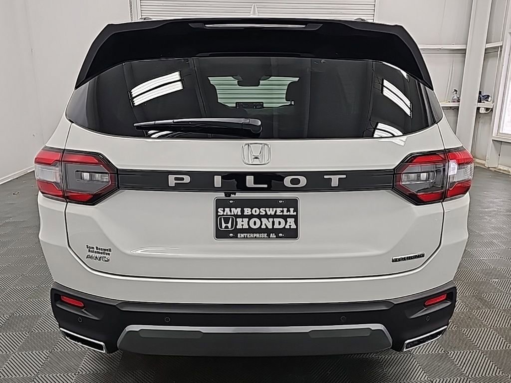 New 2026 Honda Pilot Touring image 7