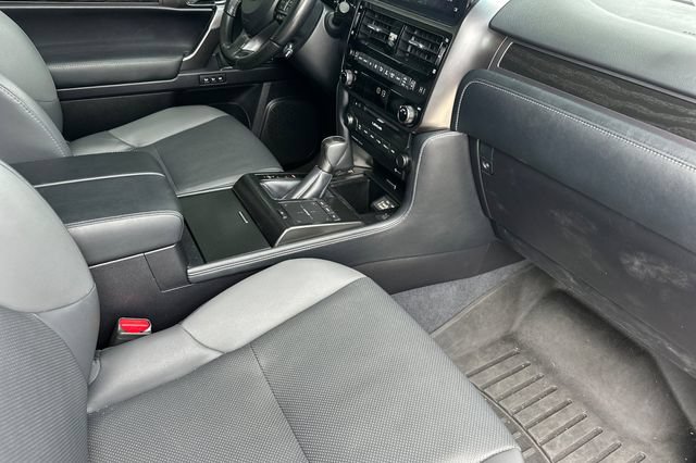 Used 2022 Lexus GX 460 w/ Black Line Special Edition AWD/4WD image 19
