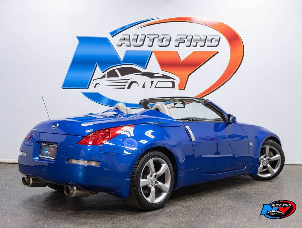 Used 2006 Nissan 350Z Touring RWD image 5
