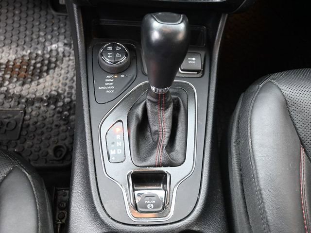 Used 2021 Jeep Cherokee Trailhawk w/ Premium Leather Package image 28