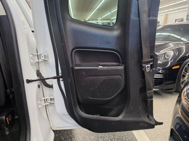 Used 2018 Chevrolet Colorado LT AWD/4WD image 25
