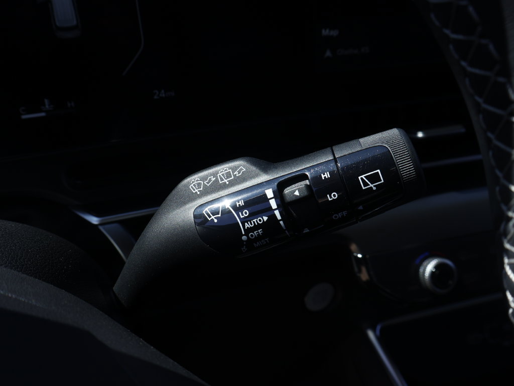 New 2027 Kia Carnival SX w/ Dark Edition Package FWD image 42