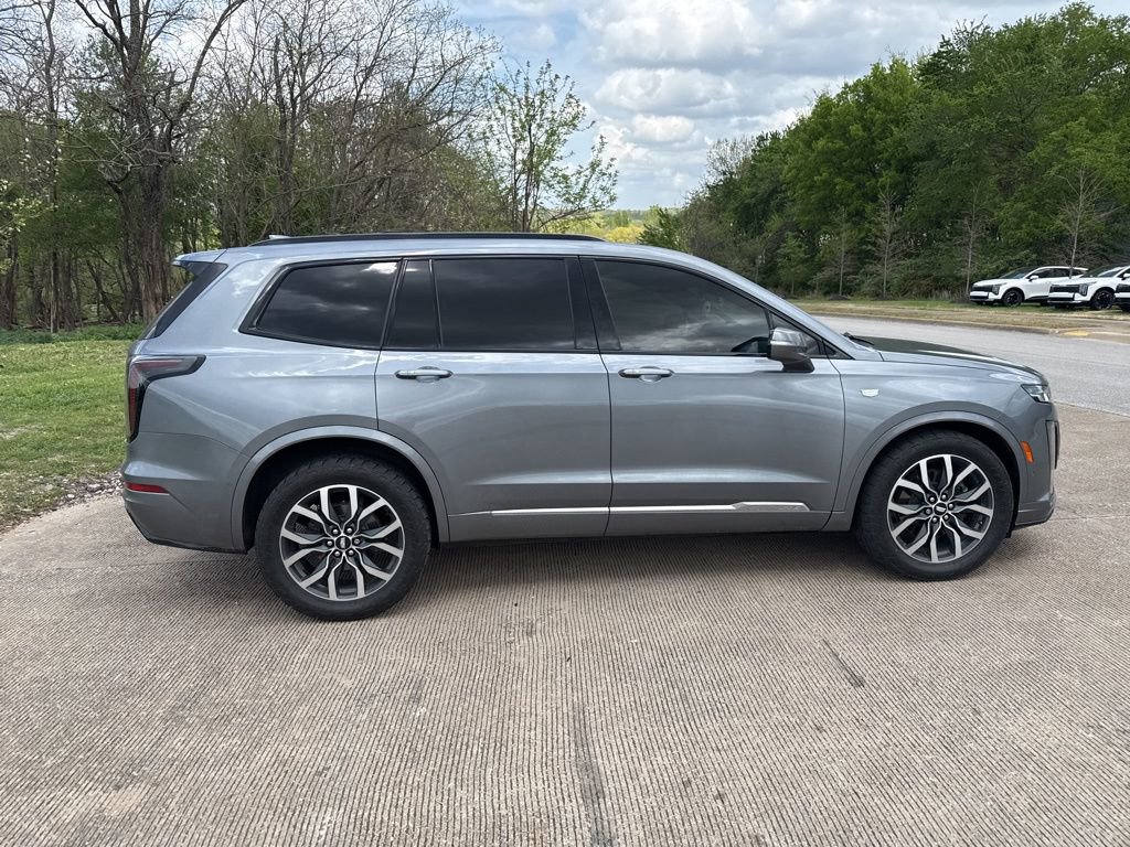 Used 2021 Cadillac XT6 Sport AWD/4WD image 14