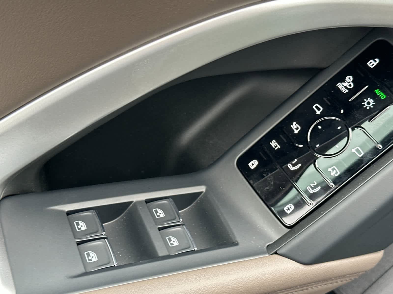 New 2025 Audi Q5 Prestige AWD/4WD image 13