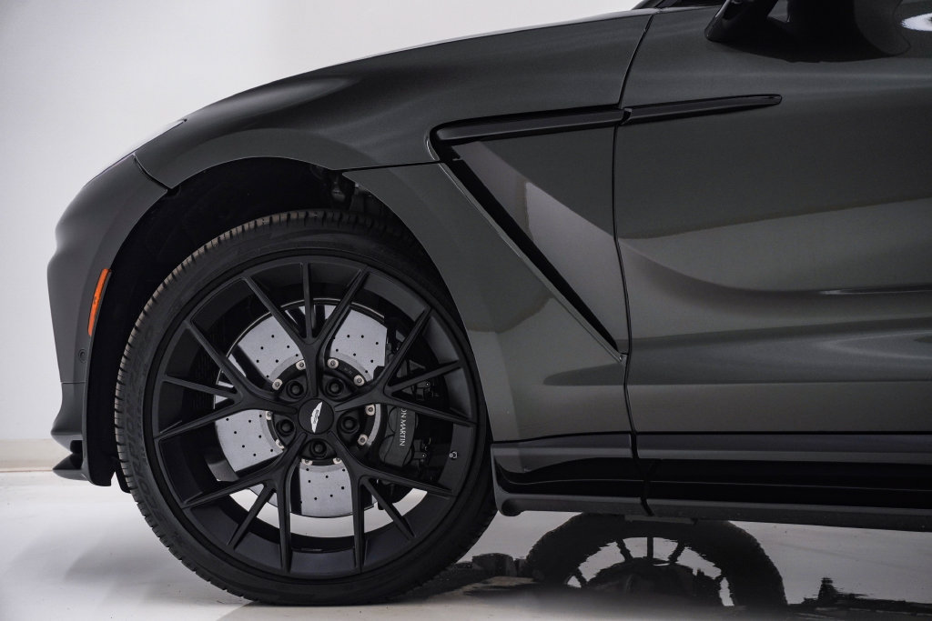 Used 2025 Aston Martin DBX 707 AWD/4WD image 14