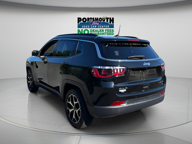 Used 2025 Jeep Compass Limited AWD/4WD image 21