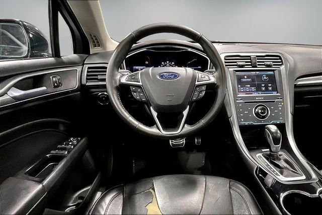Used 2014 Ford Fusion Titanium FWD image 10