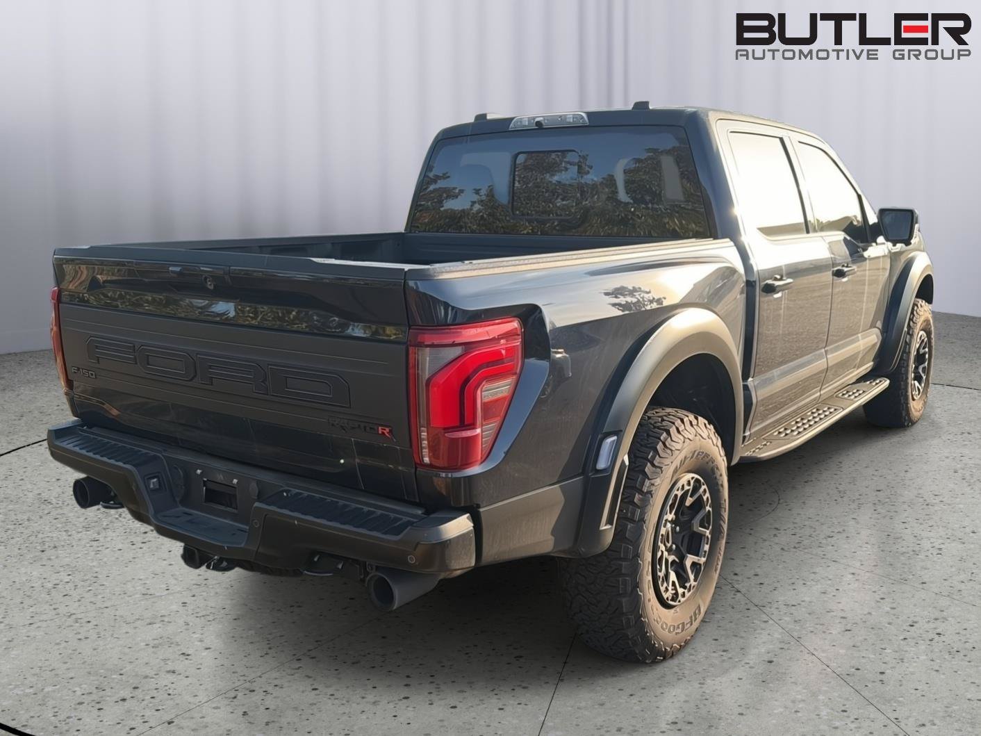 Used 2025 Ford F150 Raptor w/ Equipment Group 803A Raptor R AWD/4WD image 8