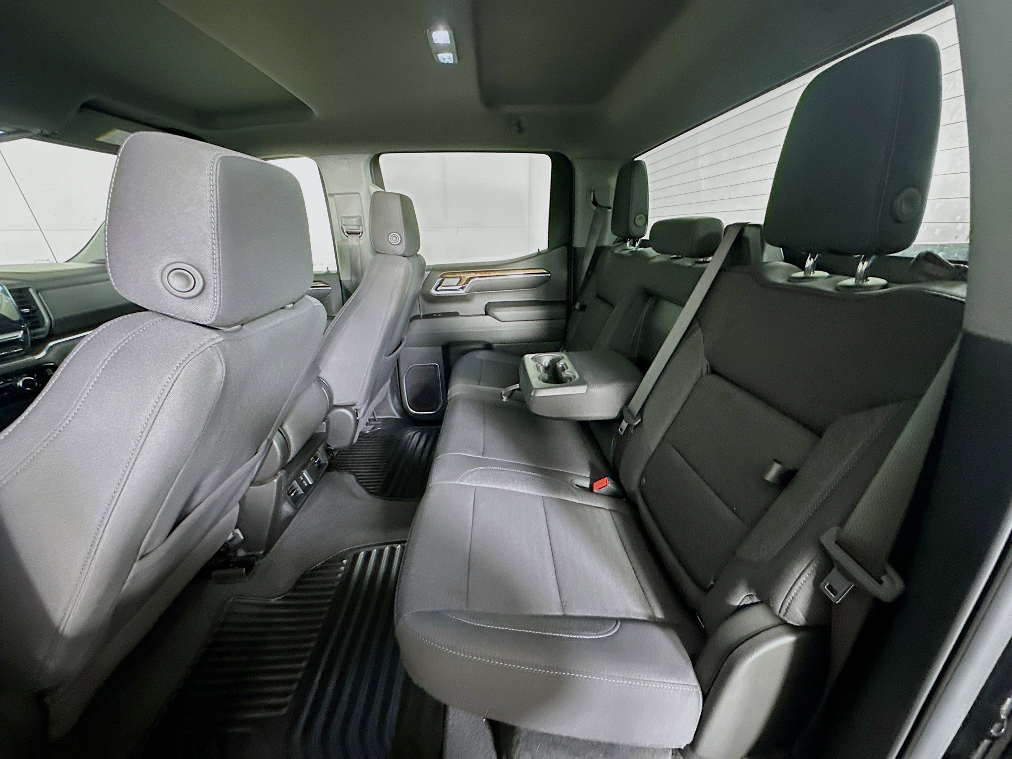 Used 2024 GMC Sierra 1500 Elevation image 26