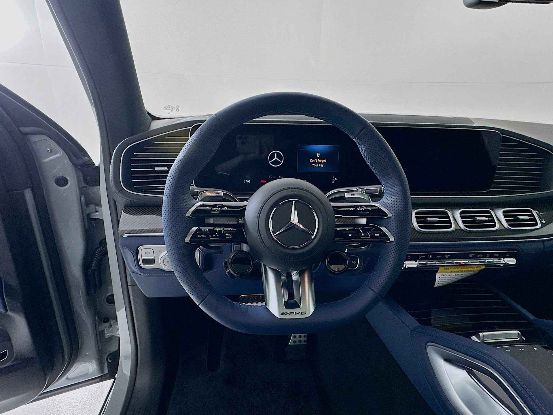 New 2026 Mercedes-Benz GLS 63 AMG 4MATIC image 12