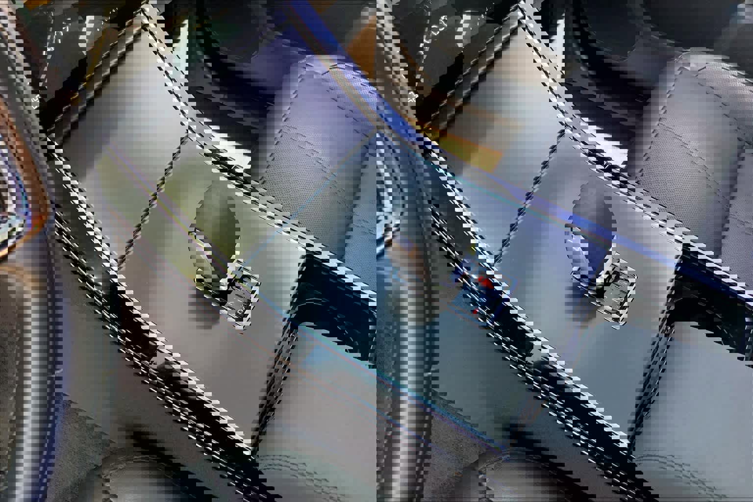 Used 2025 Land Rover Range Rover Velar Dynamic SE image 14