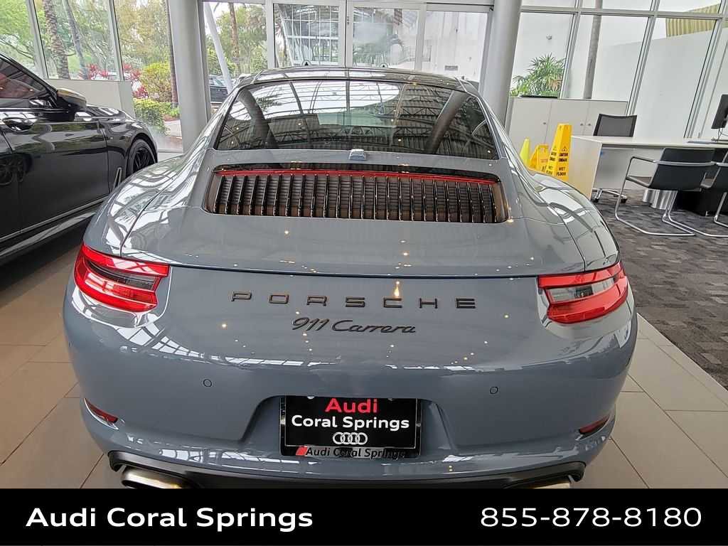 Used 2017 Porsche 911 Carrera image 5
