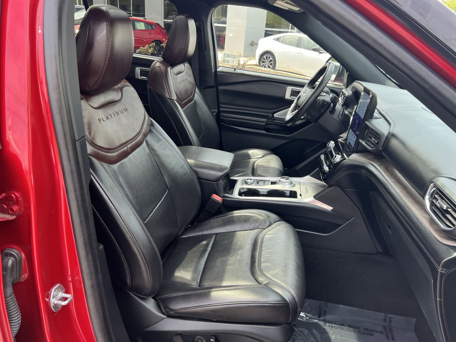 Used 2021 Ford Explorer Platinum w/ Equipment Group 601A AWD/4WD image 36