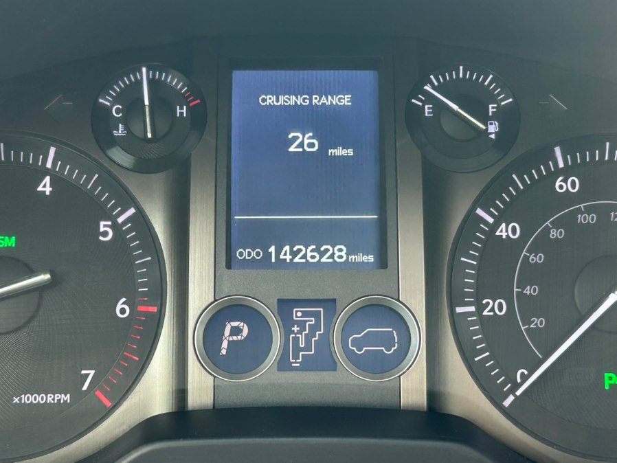 Used 2016 Lexus GX 460 w/ Premium Package AWD/4WD image 29