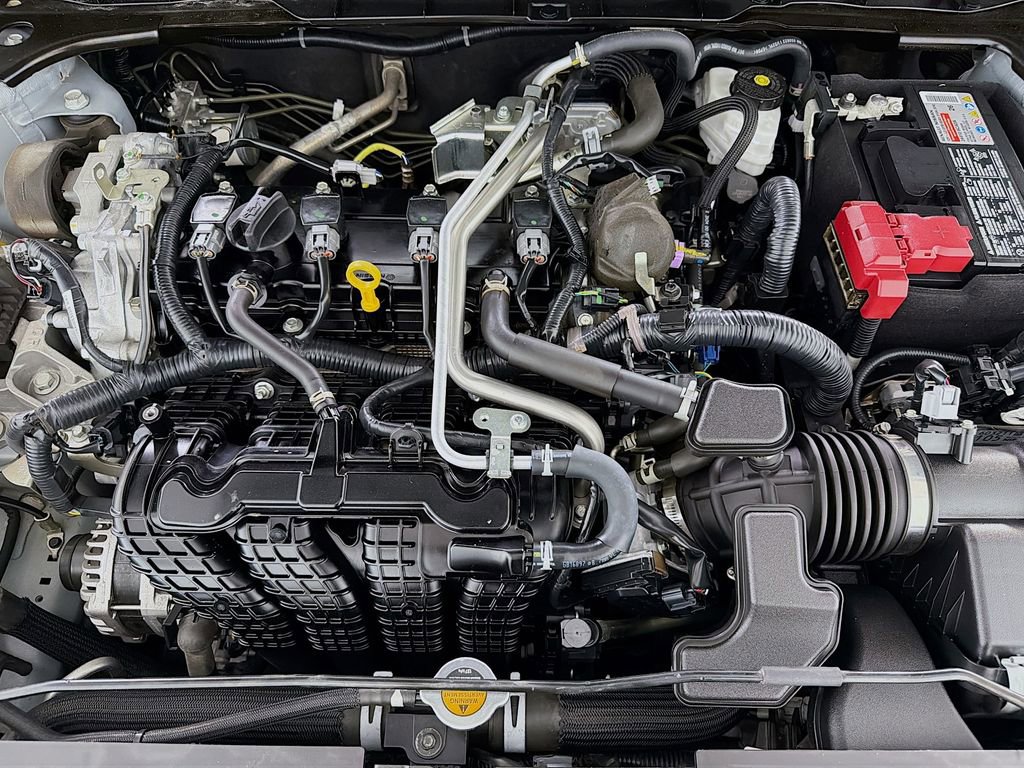 Used 2024 Nissan Altima 2.5 SV FWD image 31