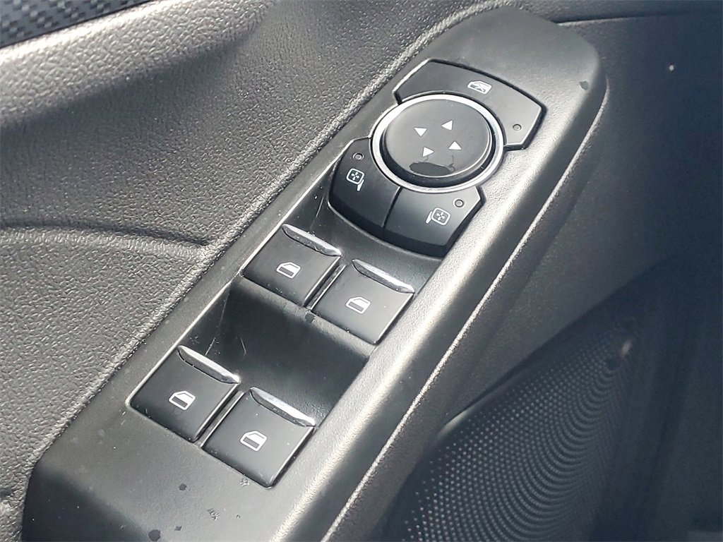 Used 2024 Ford Escape ST-Line w/ Tech Pack #1 image 17