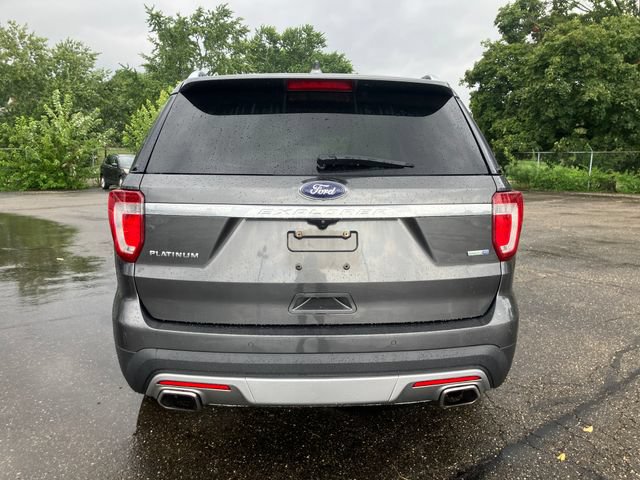 Used 2016 Ford Explorer Platinum AWD/4WD image 4