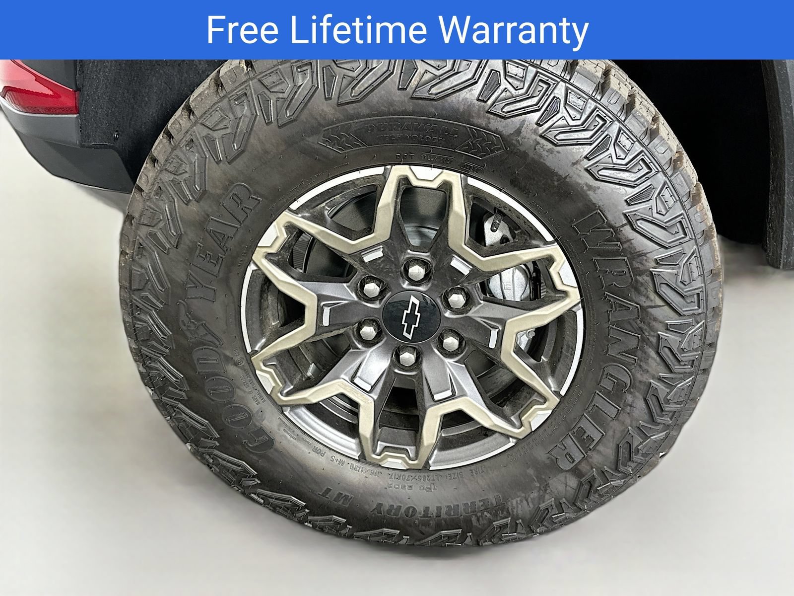 New 2026 Chevrolet Colorado ZR2 w/ Technology Package AWD/4WD image 34