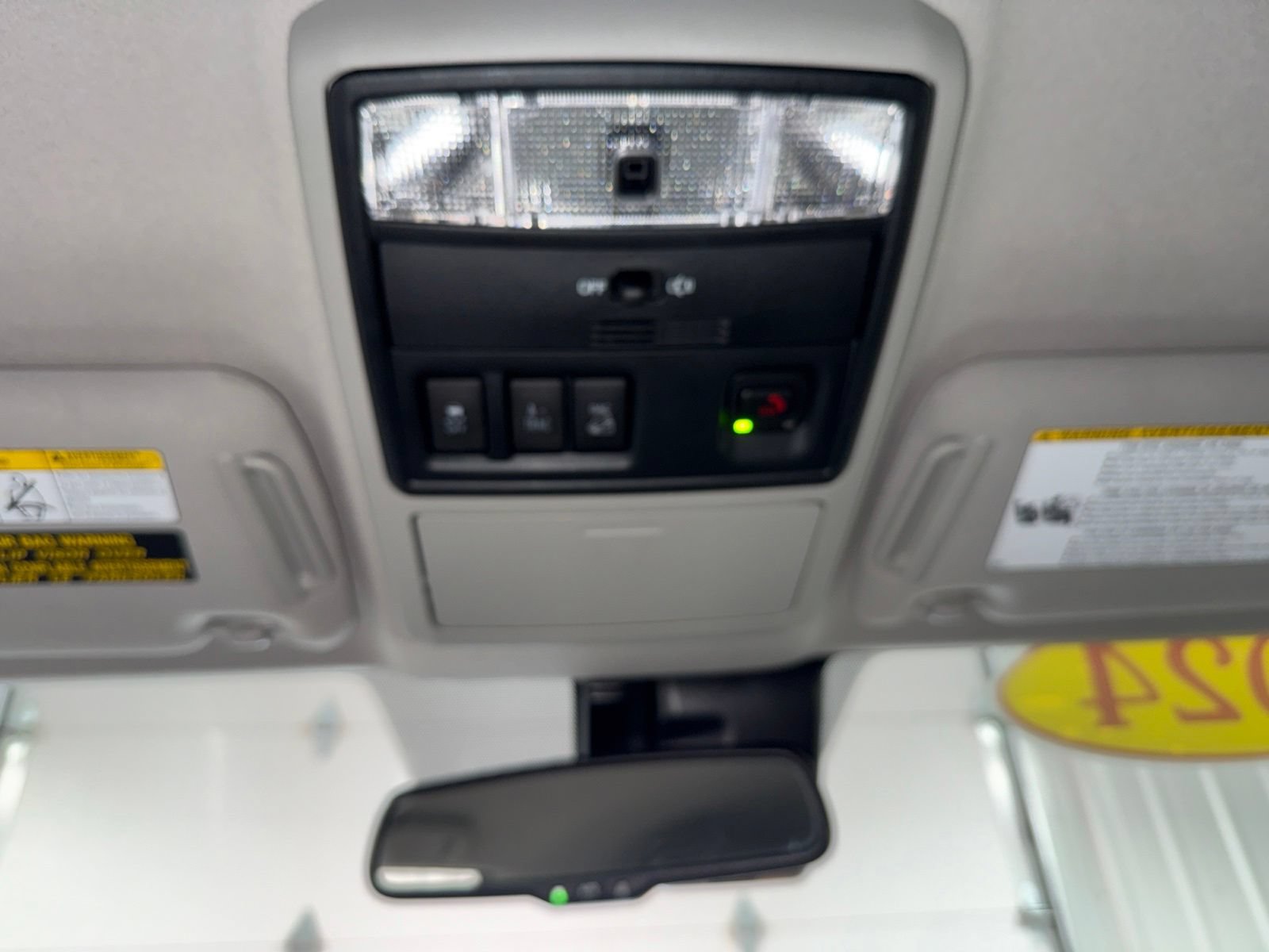 Used 2024 Toyota 4Runner SR5 AWD/4WD image 29