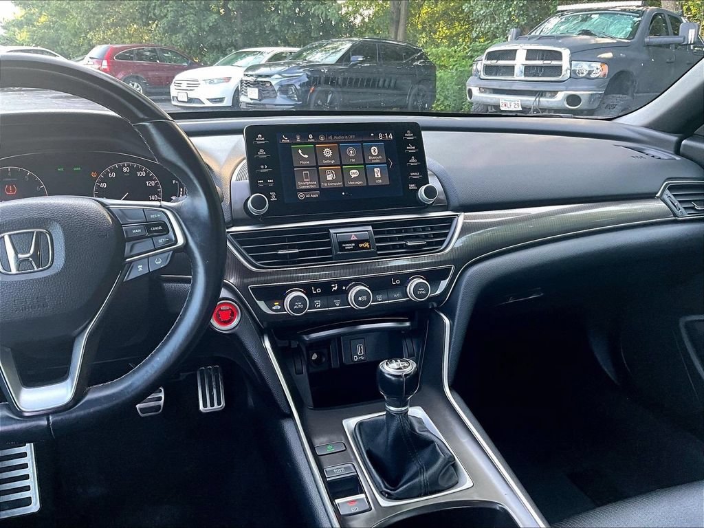Used 2018 Honda Accord Sport image 17
