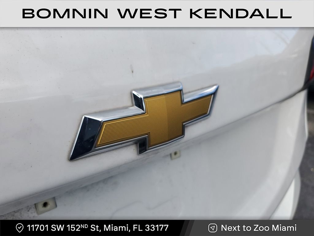 Used 2023 Chevrolet Equinox LS image 10